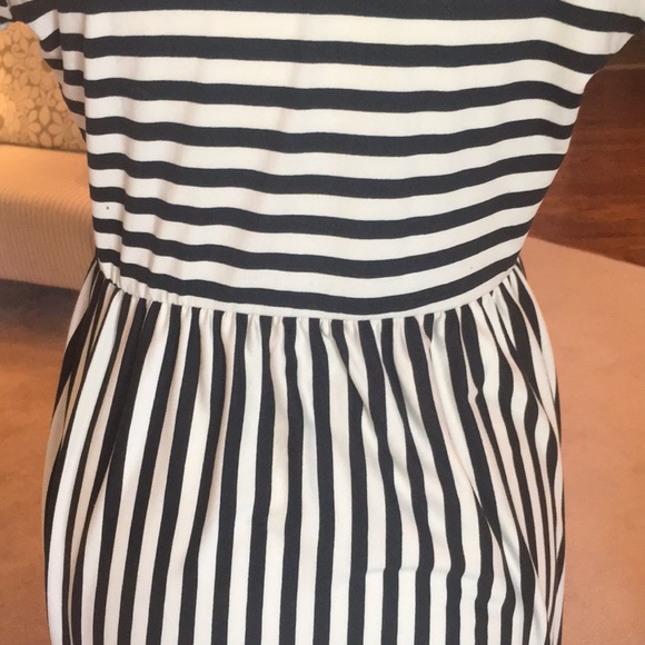 Reborn J Black & White Striped MIDI Dress - Picture 11 of 13
